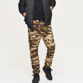 Cropp - Pantaloni camuflaj cu buzunare - Maro