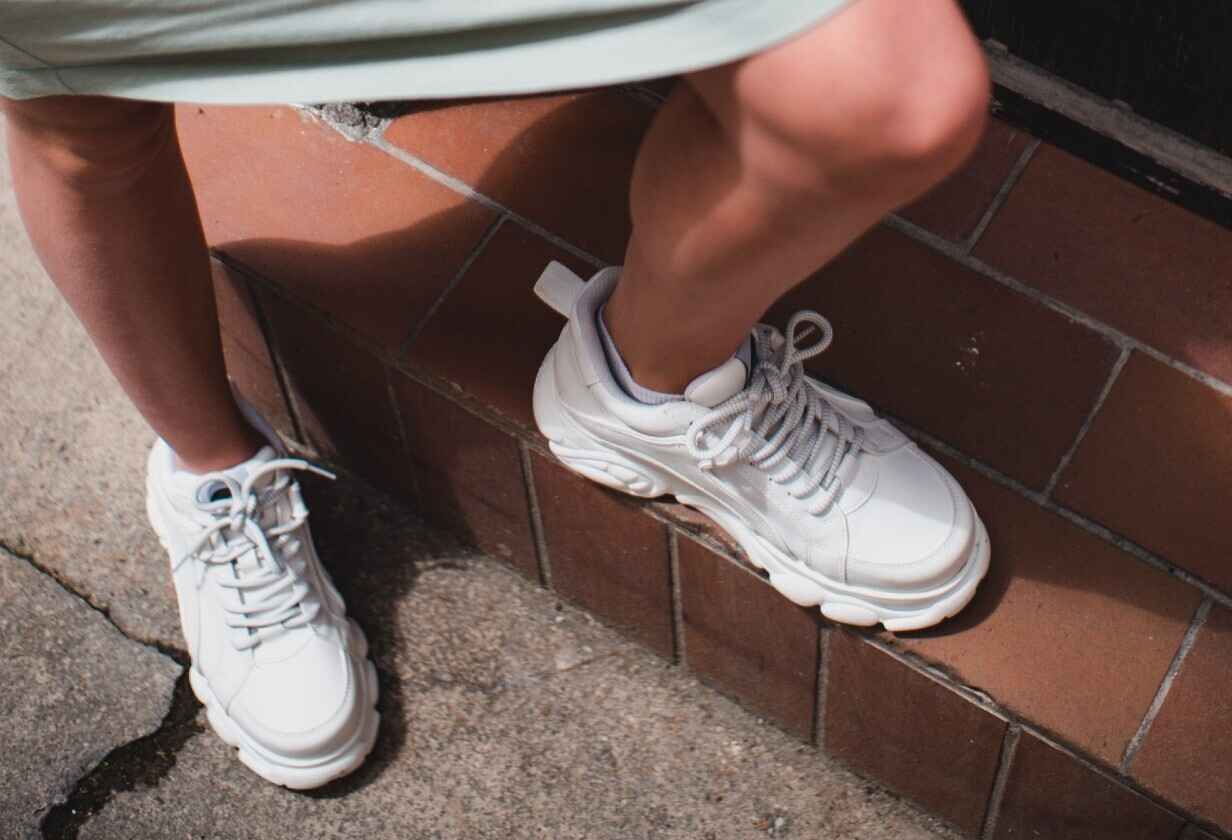 pantofi sport albi chunky pentru femei