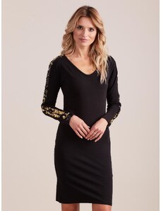 Fashionhunters Black fitted dress with V-neck and sequins