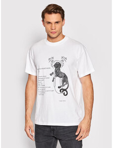Tricou Young Poets Society