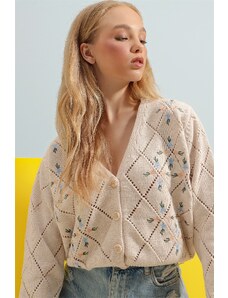 Trend Alaçatı Stili femei bej diamant model floral broderie tricotaje cardigan