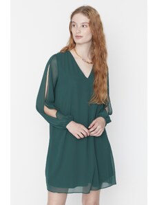 Trendyol verde smarald mini sifon căptușit țesut rochie