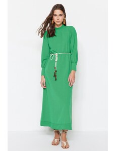 Rochie țesută trendyol verde din in, cu detaliu curea și manșete largi