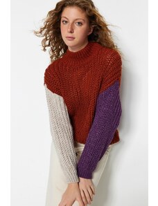 Țiglă Trendyol Potrivire largă. Un pulover tricotaje cu textură moale, bloc de culoare