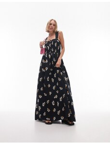 Topshop Petite Topshop channelled maxi dress in floral-Multi
