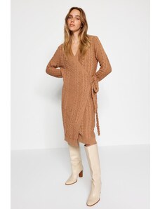 Rochie midi Trendyol Camel Midi Knitwear V-Neck cu impletituri