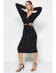 Trendyol Black Window/Croite Detailed Pliated Dress