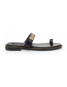 Tsoukalas Sandale negre imitație de piele cu agrafe aurii și design cu inel