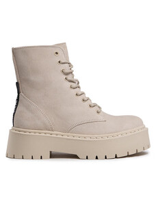 Trappers Steve Madden