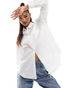 Pull&Bear oversized poplin shirt in white-Blue