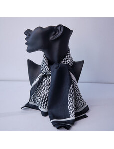 FashionForYou Esarfa Soft D, cu imprimeu si matase satinata, in cutie eleganta, Negru, 70x70 cm