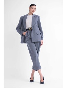BLUZAT Grey pinstripe suit with regular blazer and cropped trousers