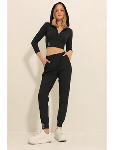 Trend Alaçatı Stili Women's Black Hooded Zippered Crop Top and Double Pocket Corduroy Tracksuit