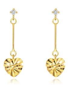 Bijuterii Eshop - Cercei din aur galben 9K - inimă cu crestături radiale, tijă, zirconiu transparent S2GG67.22