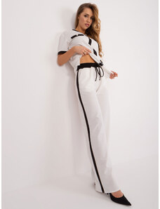 Fashionhunters Women's fabric trousers Ecru with stripes