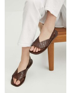 Medicine sandale de piele femei, culoarea maro