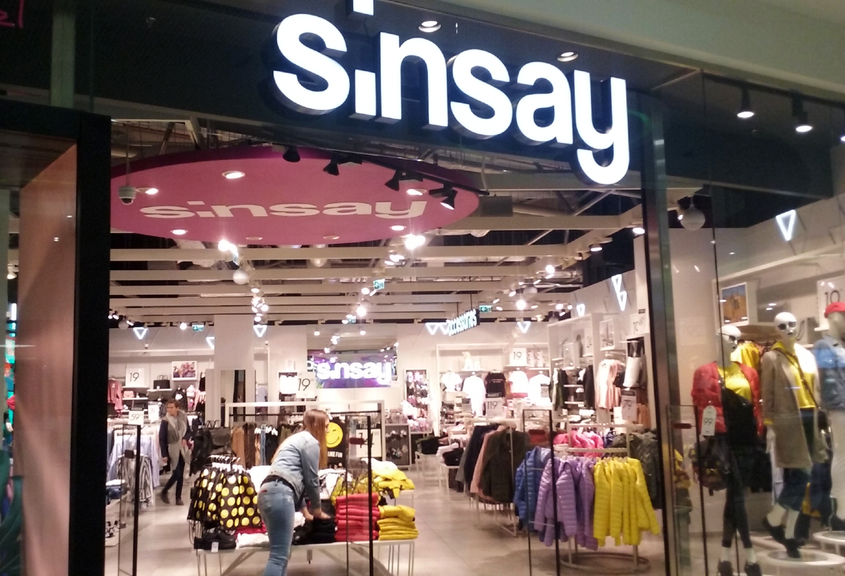 Colectia Sinsay 2020 | 4.238 de produse - GLAMI.ro