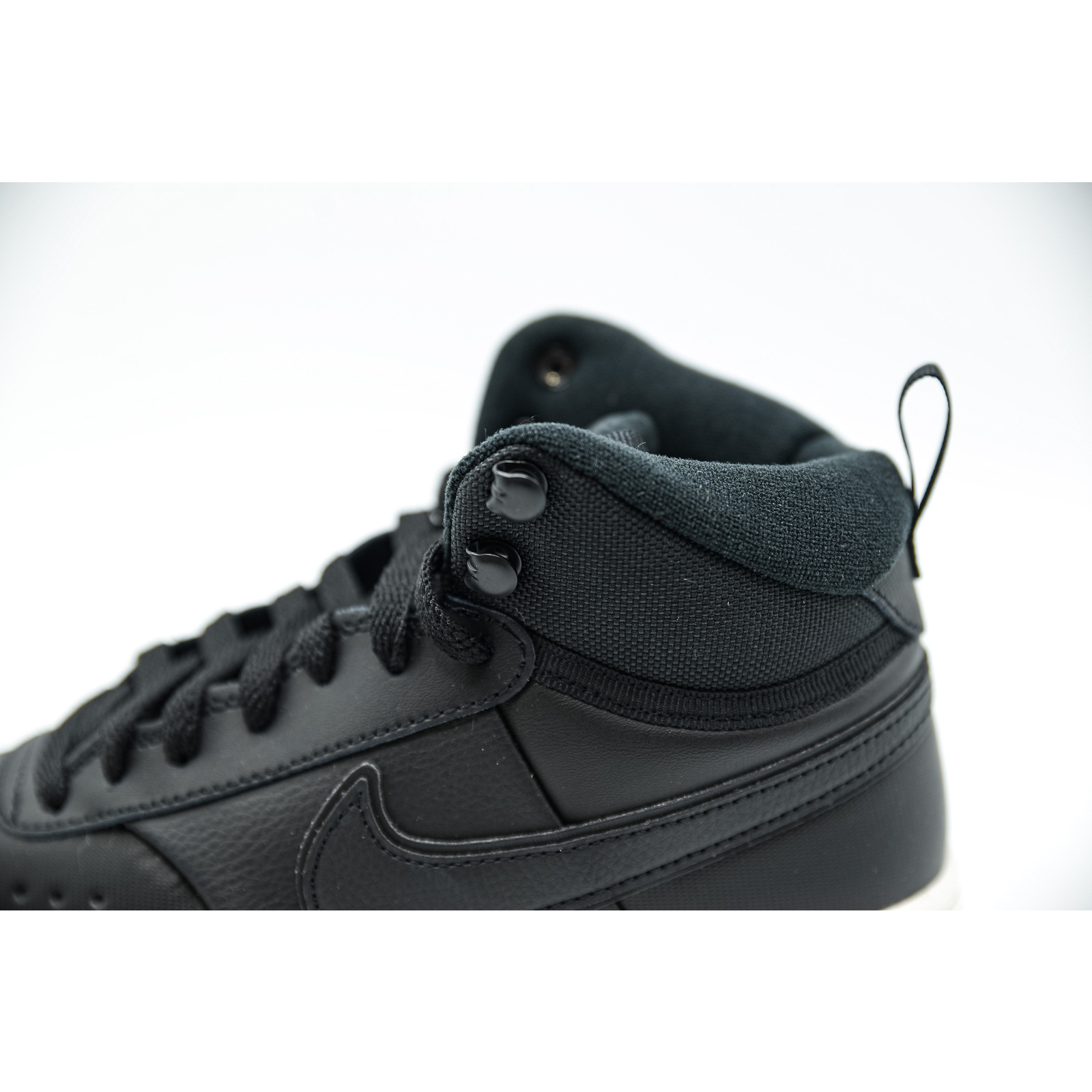 Ghete barbati Nike Court Vision Mid Winter DR7882-002 - GLAMI.ro