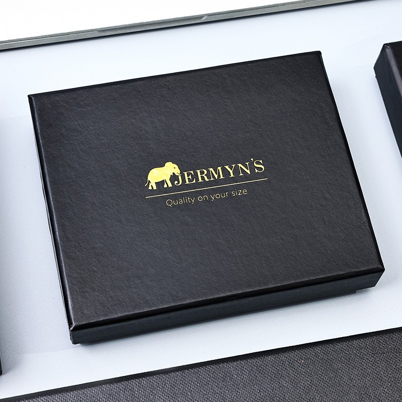 Portofel barbati JERMYN'S Rimini RFID din piele naturala maro cu inchidere prin capsa