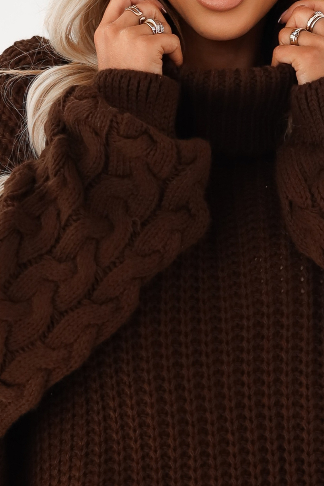 numoco basic Pulover maro supradimensionat cu mâneci tricotate