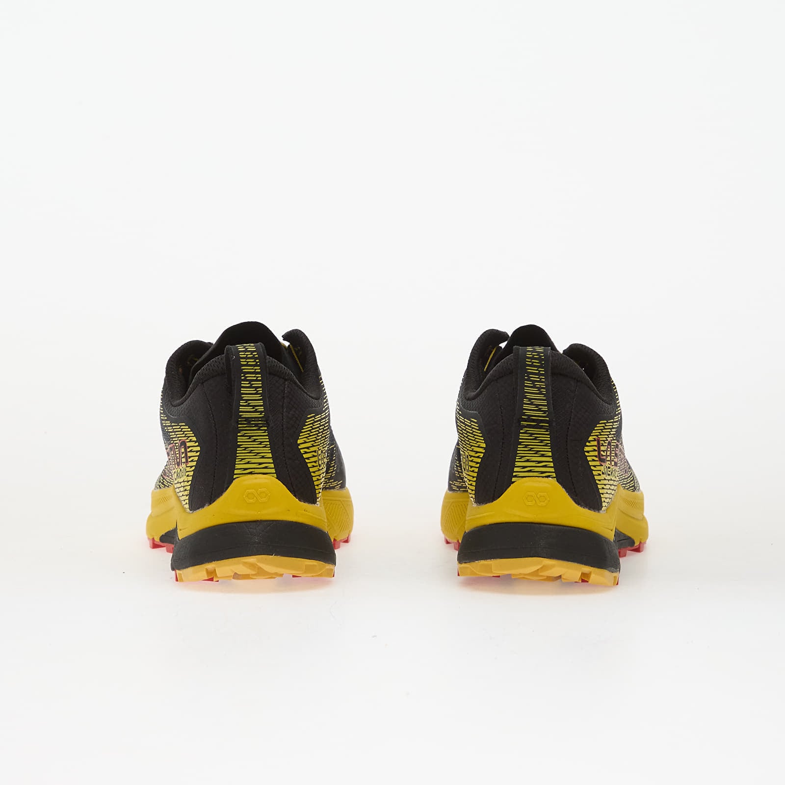 La Sportiva Jackal II Black/ Yellow