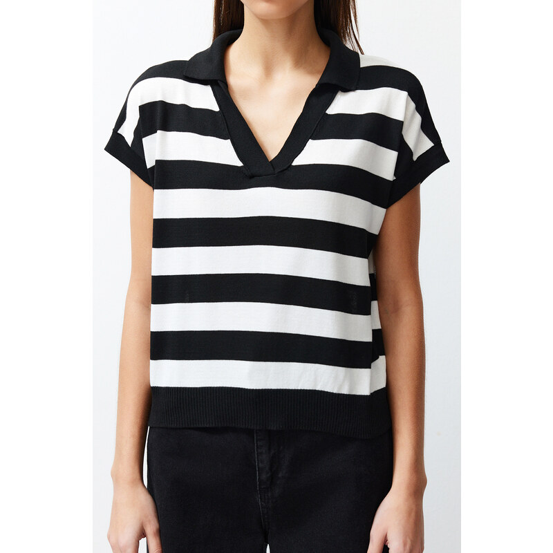 Trendyol Black Striped T-Shirt Look Basic Knitwear Sweater