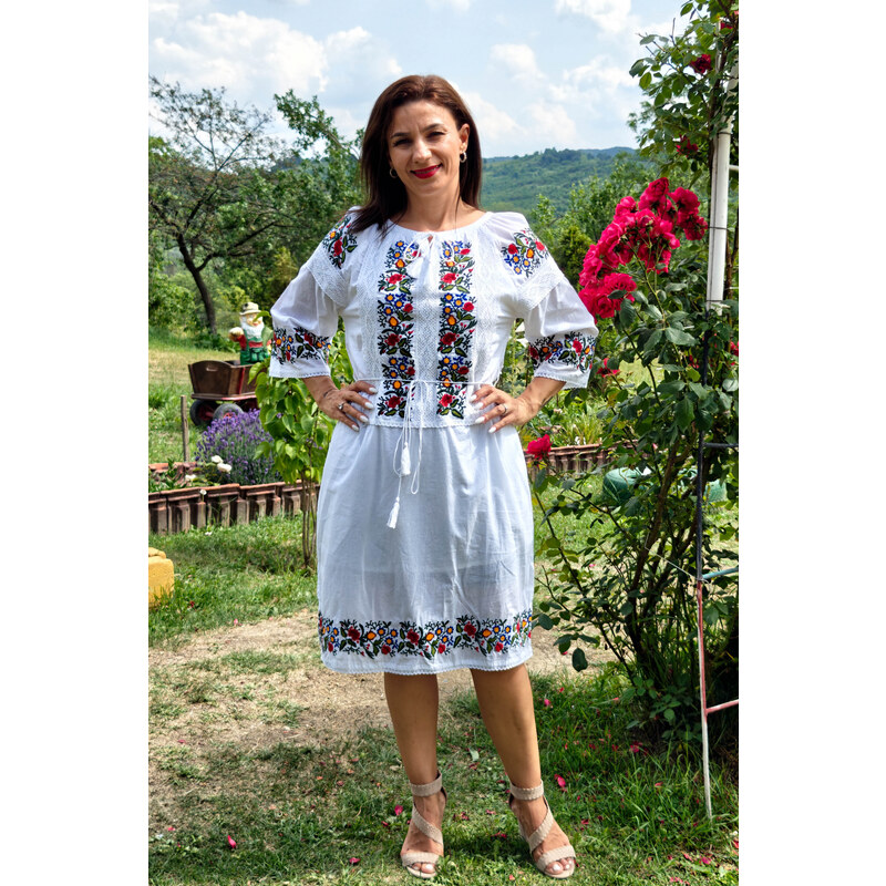 Magazin Traditional Rochie Traditionala Frusina 4