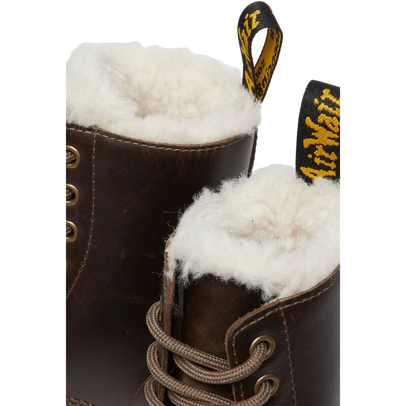 Dr. Martens bocanci de piele 1460 Pascal Serena femei, culoarea maro, cu toc plat, izolat, DM32019777