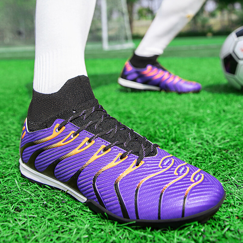 Ghete de fotbal MBrands, 7.8 cu glezna pentru teren sintetic, mov