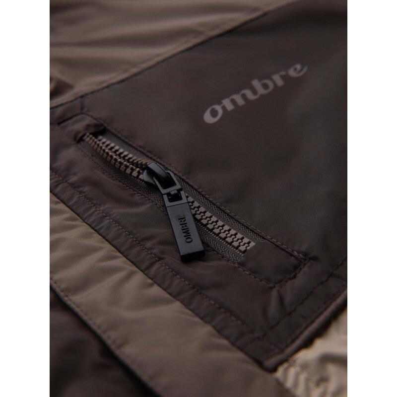 Ombre Jachetă sport ușoară colorată pentru bărbați cu fleece - bej și maro închis V19 OM-JANP-0194
