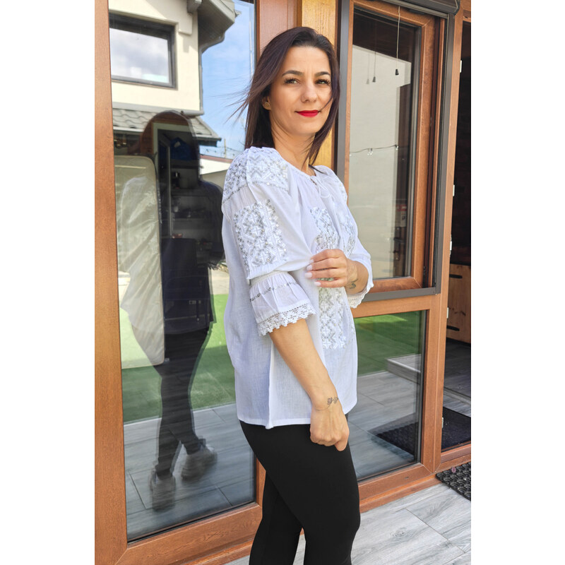 Magazin Traditional Ie Traditionala Codruta 65