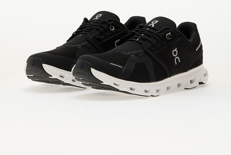 On M Cloud 6 Black/ White