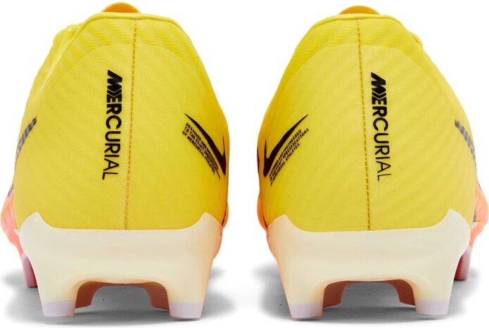 Ghete De Fotbal Barbati NIKE Zoom Vapor 15 Academy FG/MG