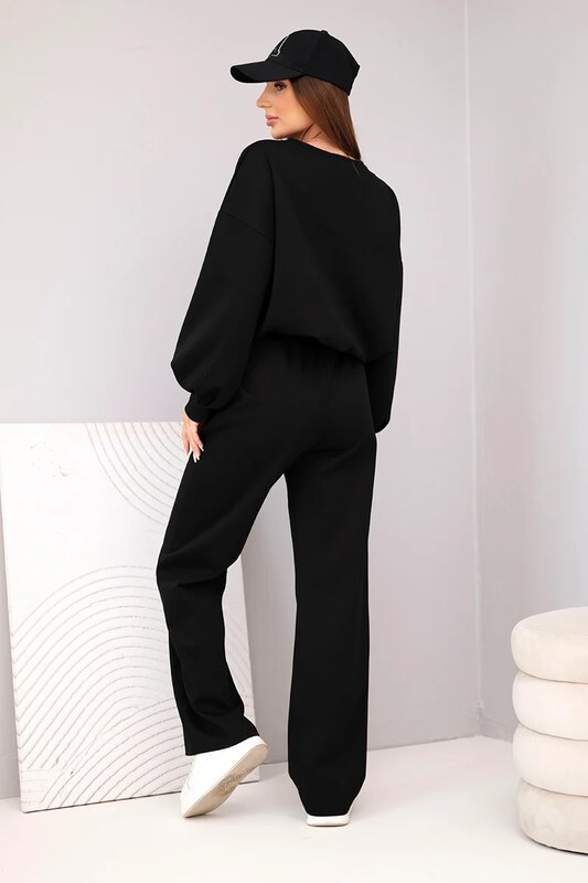 Kesi Włoski Set de damă cu broșă și pantaloni drepți